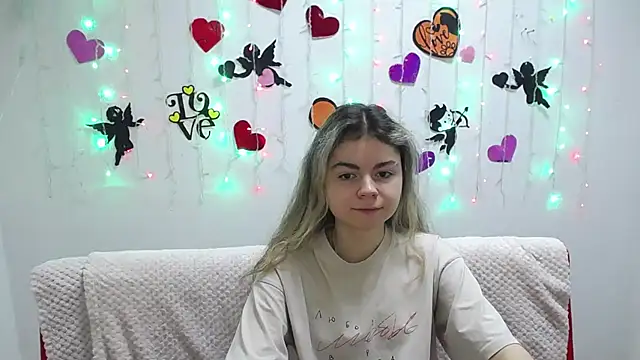 TinaRedly online show from January 31, 2025, 12:50 am