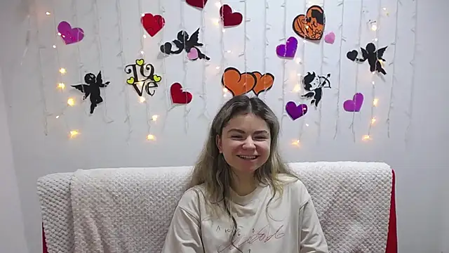 TinaRedly online show from January 31, 2025, 3:52 am