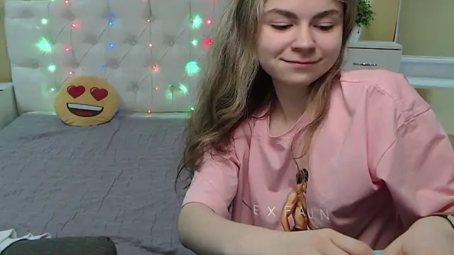 TinaRedly online show from March 6, 2025, 5:14 am