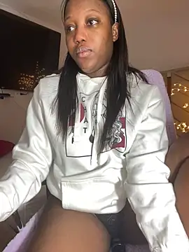 kellya  online show from January 23, 2025, 10:32 am