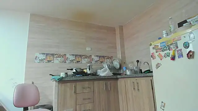 hotandfierylatinos2023 online show from February 26, 2025, 1:08 pm