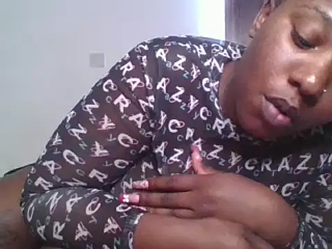 Whimsicalwillow online show from March 18, 2025, 3:10 pm