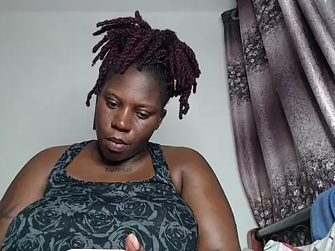 Snapshot of Whimsicalwillow chatting on February 7, 2026, 6:11 pm Whimsicalwillow online show from February 7, 2026, 6:11 pm