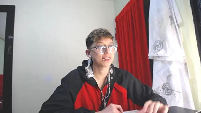  Thomas hot  online show from January 10, 2025, 11:08 pm