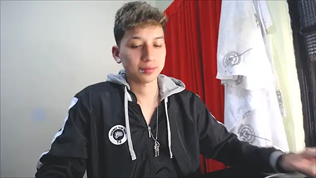  Thomas hot  online show from January 12, 2025, 9:51 pm