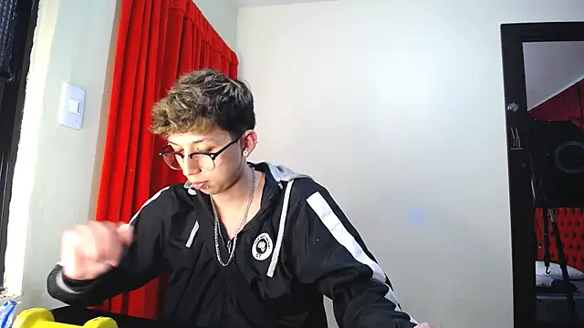  Thomas hot  online show from January 31, 2025, 7:08 pm