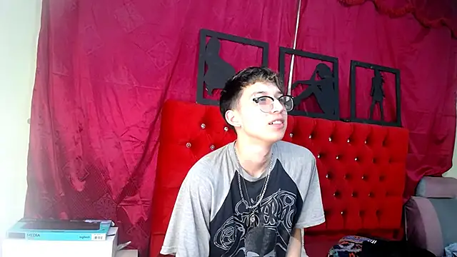  Thomas hot  online show from March 19, 2025, 10:00 am