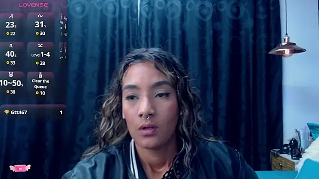 megan collins96 online show from February 4, 2025, 7:55 pm