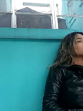 megan collins96 online show from February 7, 2025, 7:27 pm