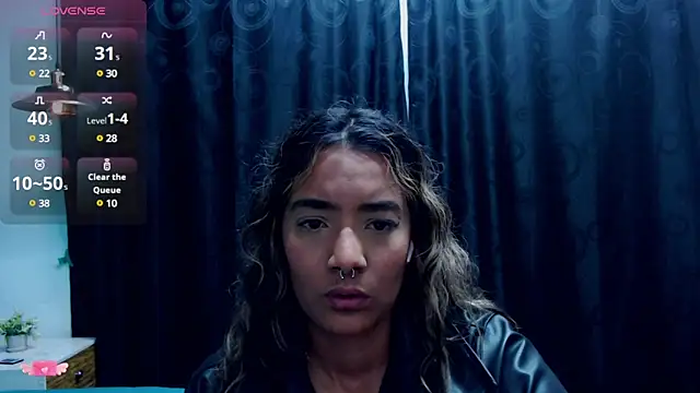 megan collins96 online show from February 19, 2025, 7:27 pm