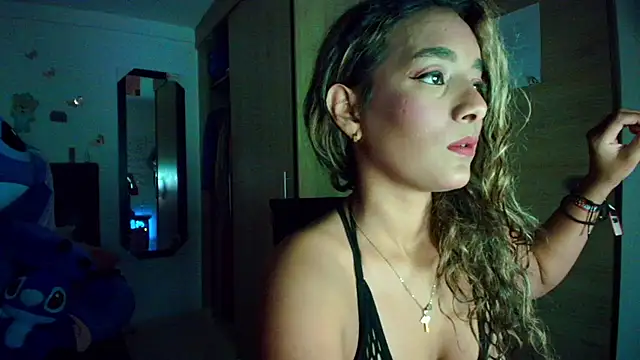 megan collins96 online show from April 20, 2026, 9:49 pm