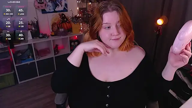 lissamuff online show from February 20, 2025, 2:57 pm