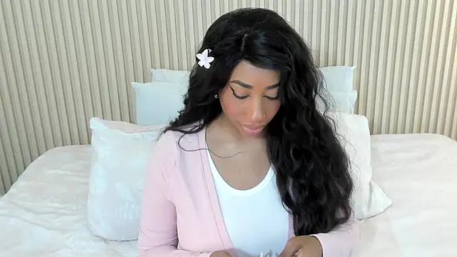 Snapshot of charlottebrowns_ chatting on July 24, 2026, 12:03 pm charlottebrowns online show from July 24, 2026, 12:03 pm
