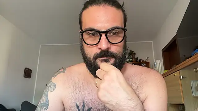 beardo85 online show from June 23, 2026, 12:47 pm