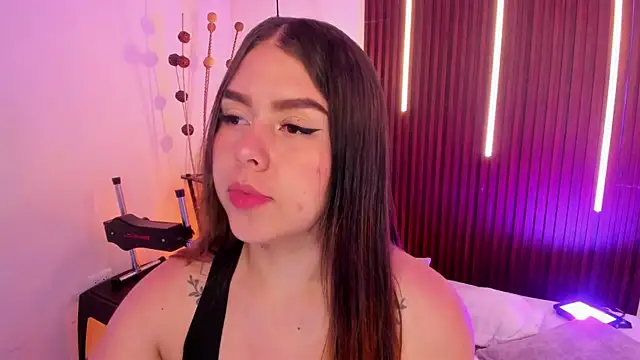 ArianaBaker online show from April 20, 2026, 1:14 pm