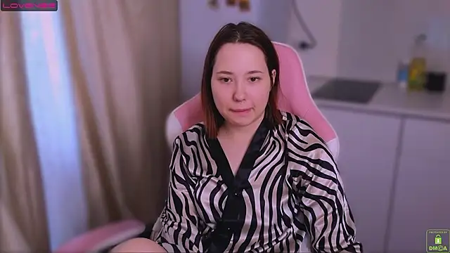 Snapshot of Airyhill chatting on February 19, 2026, 11:50 am Airyhill online show from February 19, 2026, 11:50 am