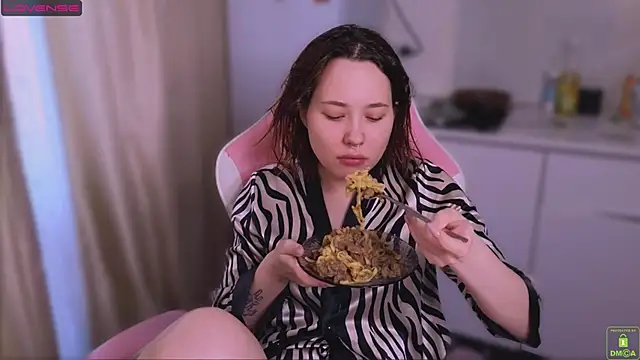 Snapshot of Airyhill chatting on February 20, 2026, 11:32 am Airyhill online show from February 20, 2026, 11:32 am