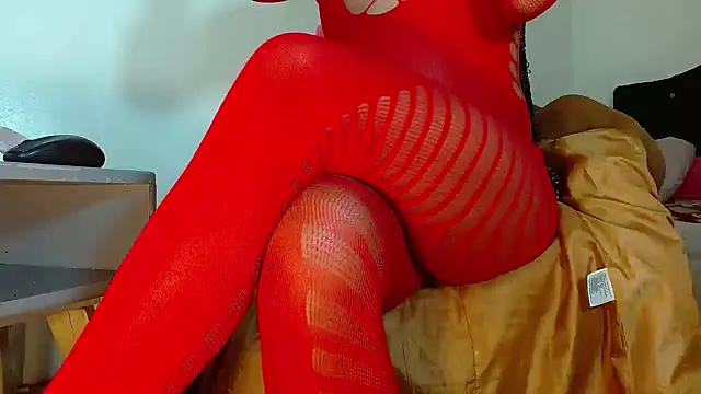 bellatrixx 69 online show from March 12, 2025, 3:24 am