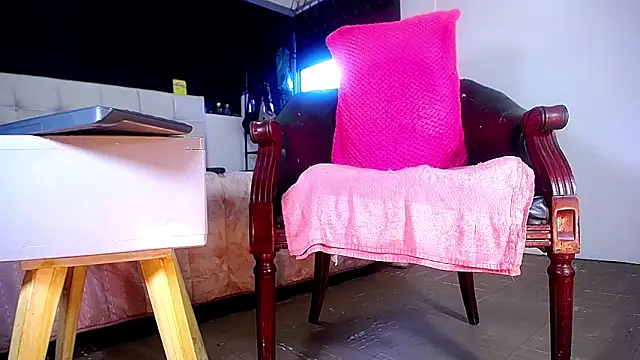 bellatrixx 69 online show from September 9, 2025, 11:32 am