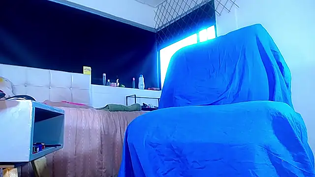 bellatrixx 69 online show from November 21, 2025, 11:09 am