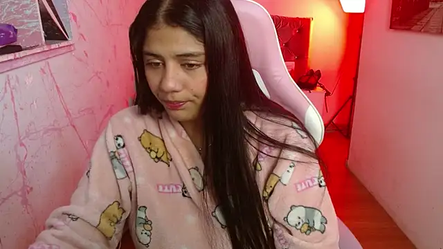 Candela-Smith online show from October 14, 2025, 5:03 pm