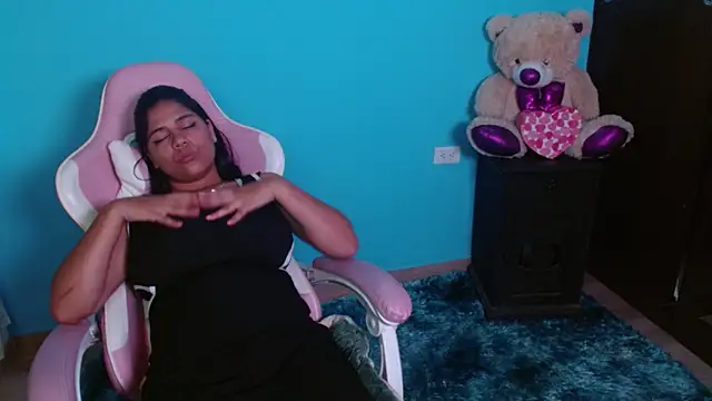 Candela-Smith online show from March 22, 2026, 8:23 pm