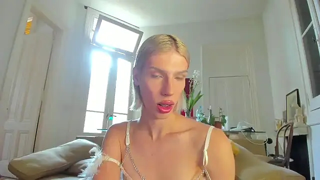 AliceSnowCatt online show from January 8, 2026, 3:03 pm