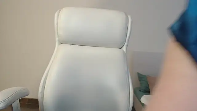 missdaniels online show from March 11, 2025, 4:18 pm