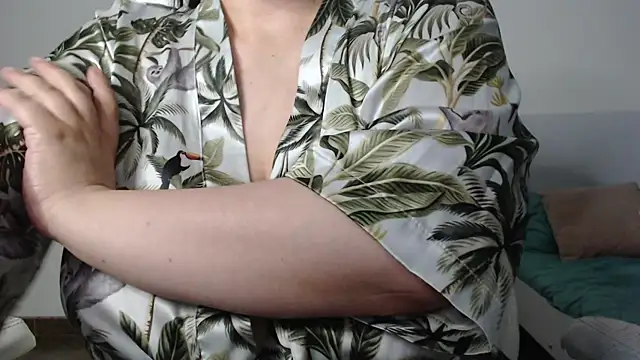 missdaniels online show from October 15, 2025, 12:22 am