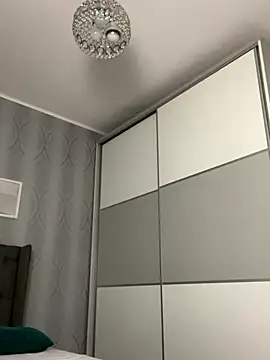  adelle online show from November 23, 2025, 11:32 am