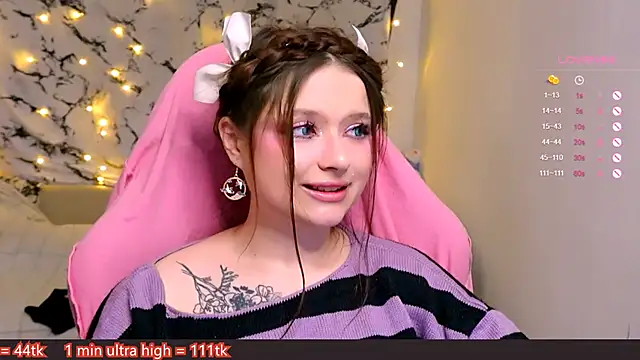 me  hanna online show from February 9, 2025, 9:28 pm