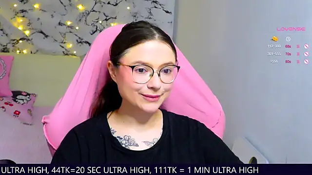 me  hanna online show from March 6, 2025, 11:42 pm