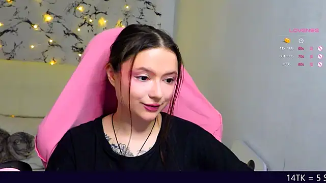 me  hanna online show from March 8, 2025, 12:00 am