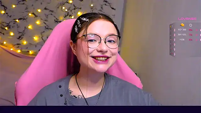 me  hanna online show from March 13, 2025, 11:49 pm