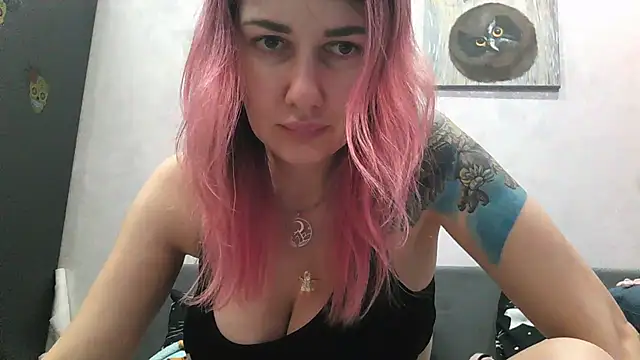 BlueXOwl online show from March 14, 2025, 6:18 pm