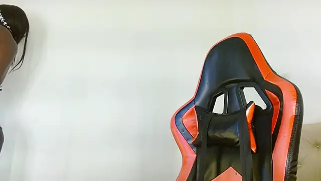 lilit kyteler online show from March 14, 2025, 7:44 pm