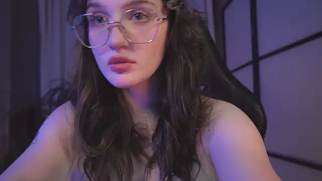 ELLIEJAY online show from February 7, 2025, 8:42 pm