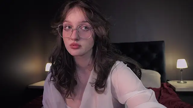 ELLIEJAY online show from February 10, 2025, 2:52 am