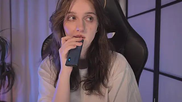 ELLIEJAY online show from February 23, 2025, 2:51 am