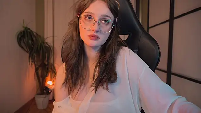 ELLIEJAY online show from February 26, 2025, 11:37 pm