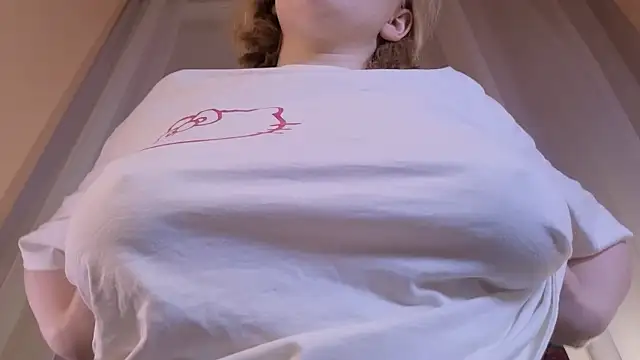 ELLIEJAY online show from February 3, 2026, 6:22 am