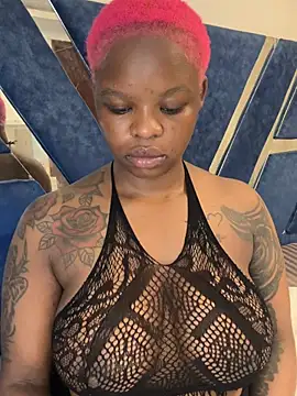 SexxyLunar online show from July 20, 2026, 12:03 am
