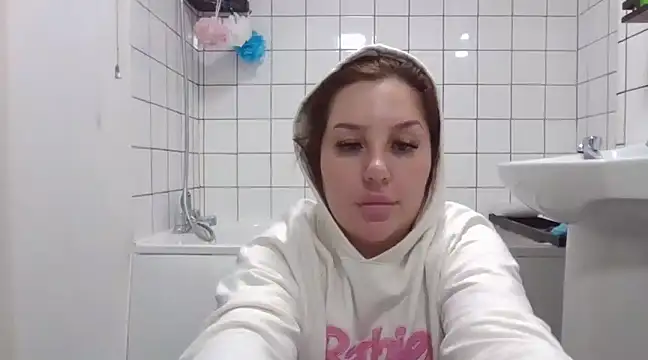 magical mia online show from February 2, 2025, 3:39 pm