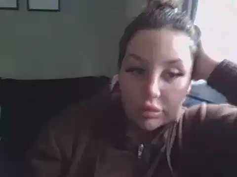 magical mia online show from March 17, 2025, 11:42 am