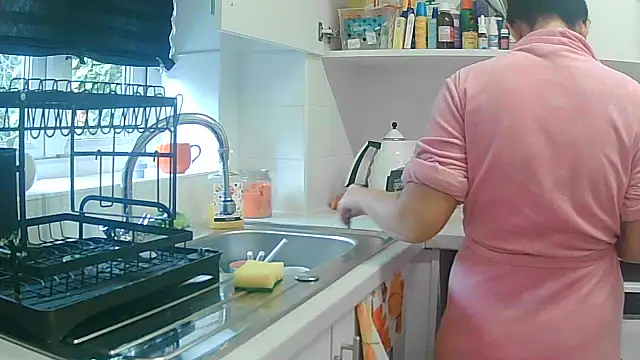 magical mia online show from October 7, 2025, 9:06 am