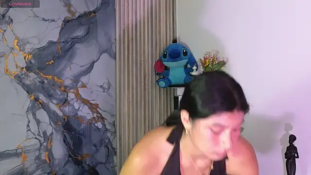 LissaWiild online show from September 13, 2025, 1:44 pm