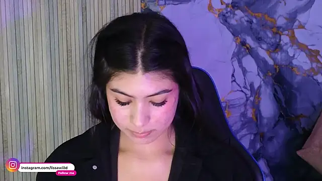 Snapshot of LissaWiild chatting on June 6, 2026, 2:11 pm LissaWiild online show from June 6, 2026, 2:11 pm