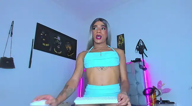 Kendall Hotsexy x online show from December 3, 2024, 7:22 pm