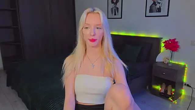 AleksaBlonde online show from January 19, 2025, 2:49 pm