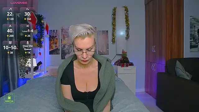 HelgaHimmell online show from December 20, 2024, 10:43 pm